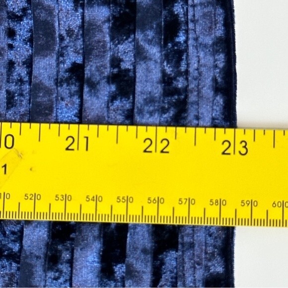 Everly Velvet Blue Velour Short Sleeve Striped Shirt S - Picture 8 of 8